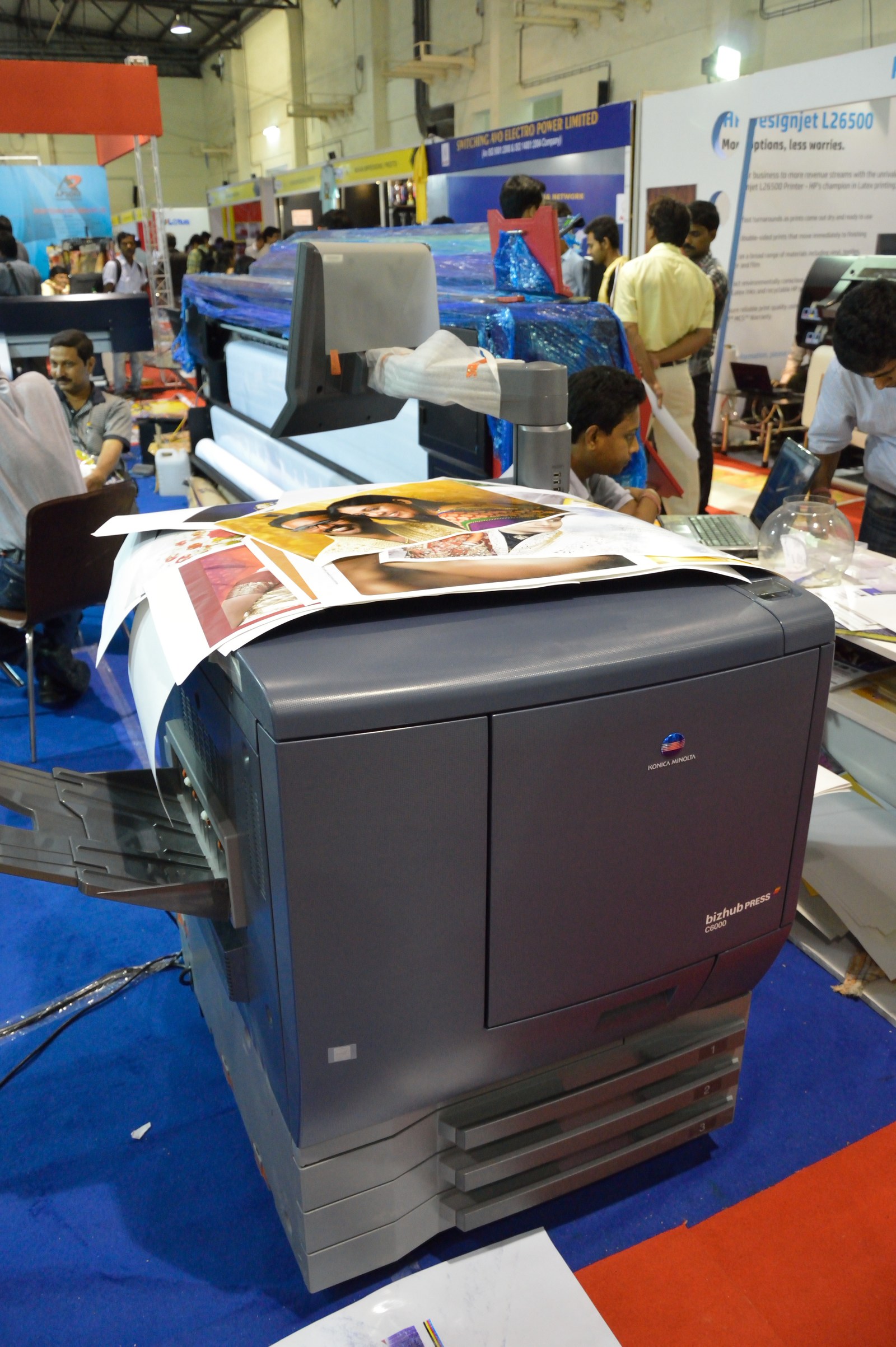 Konica Minolta bizhub PRESS C6000 на MediaExpo в Калькутте, 2013 год. Konica Minolta bizhub PRESS C6000 на MediaExpo в Калькутте, 2013 год.