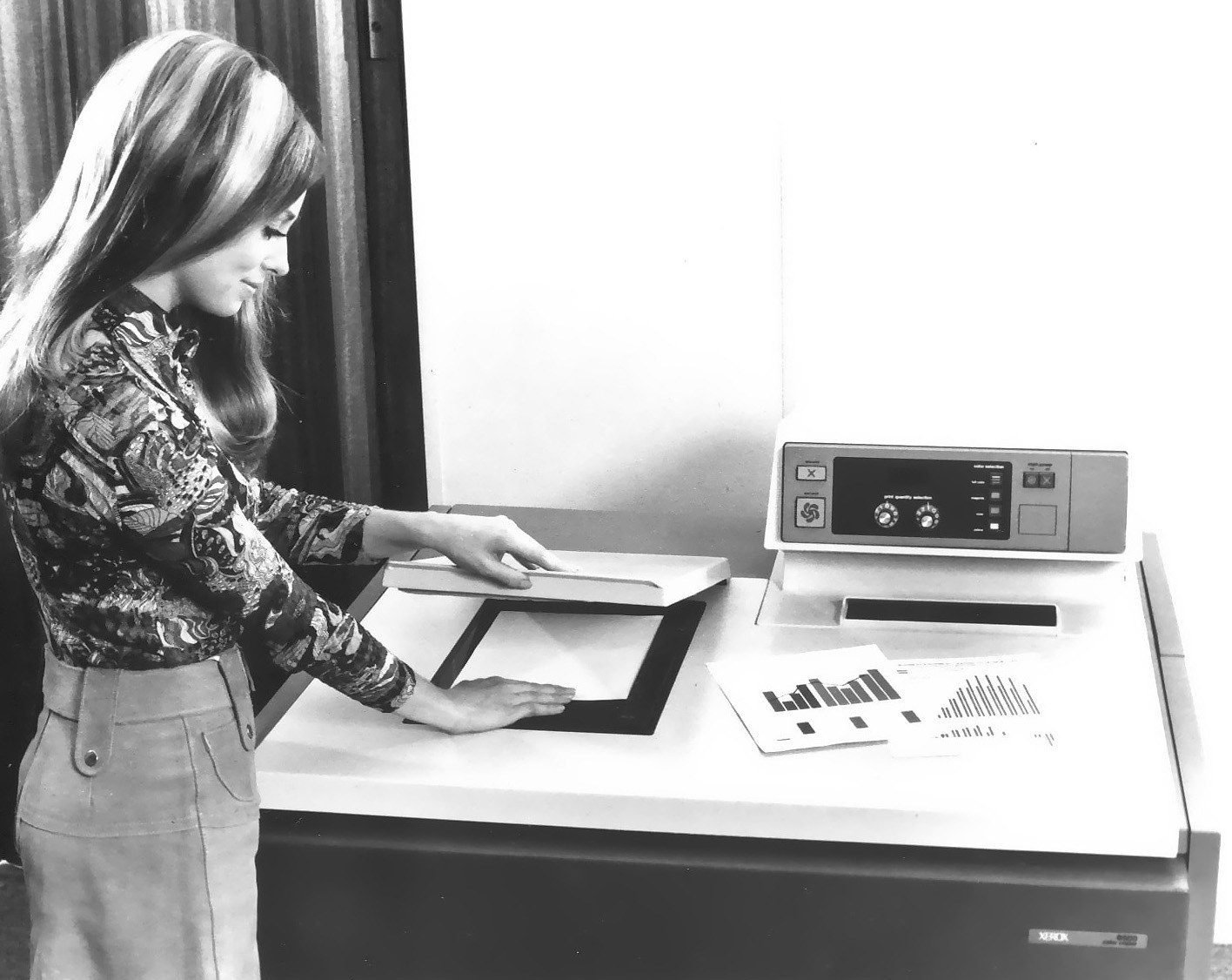 Xerox 6500, представленный в 1973 году. Xerox 6500, представленный в 1973 году.